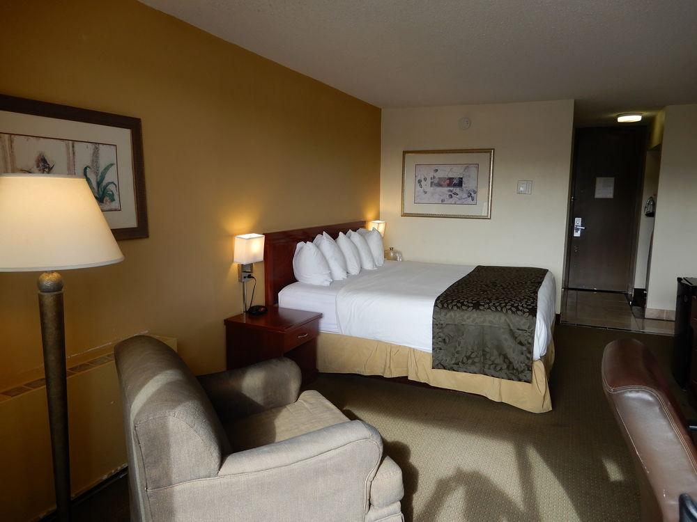 Clarion Hotel Milwaukee Airport Eksteriør billede