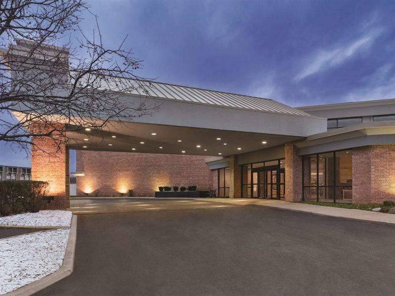 Clarion Hotel Milwaukee Airport Eksteriør billede