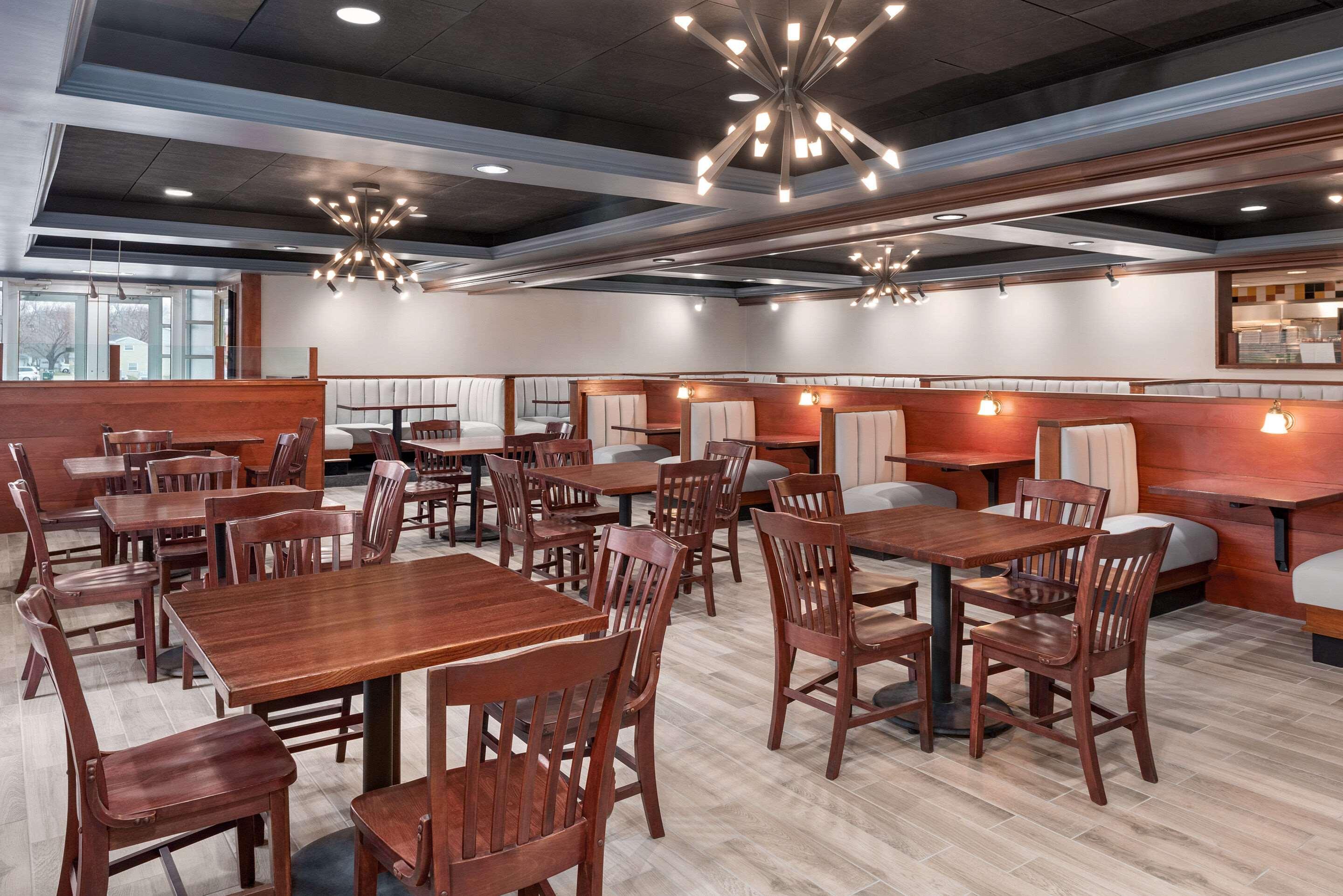Clarion Hotel Milwaukee Airport Eksteriør billede