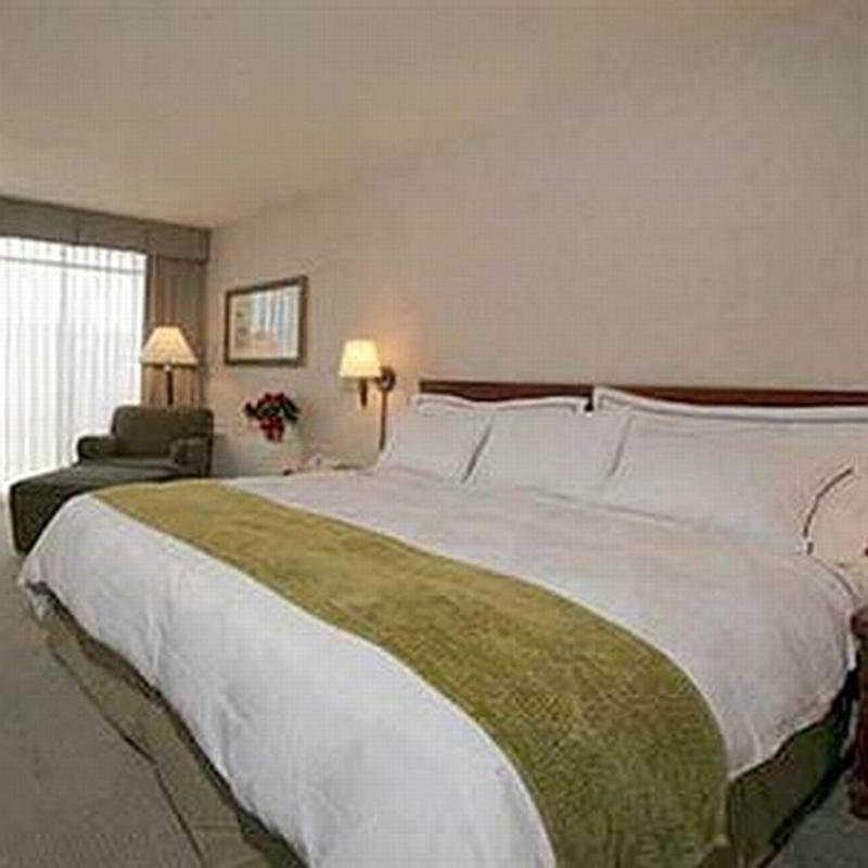 Clarion Hotel Milwaukee Airport Eksteriør billede