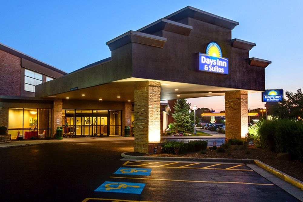 Clarion Hotel Milwaukee Airport Eksteriør billede