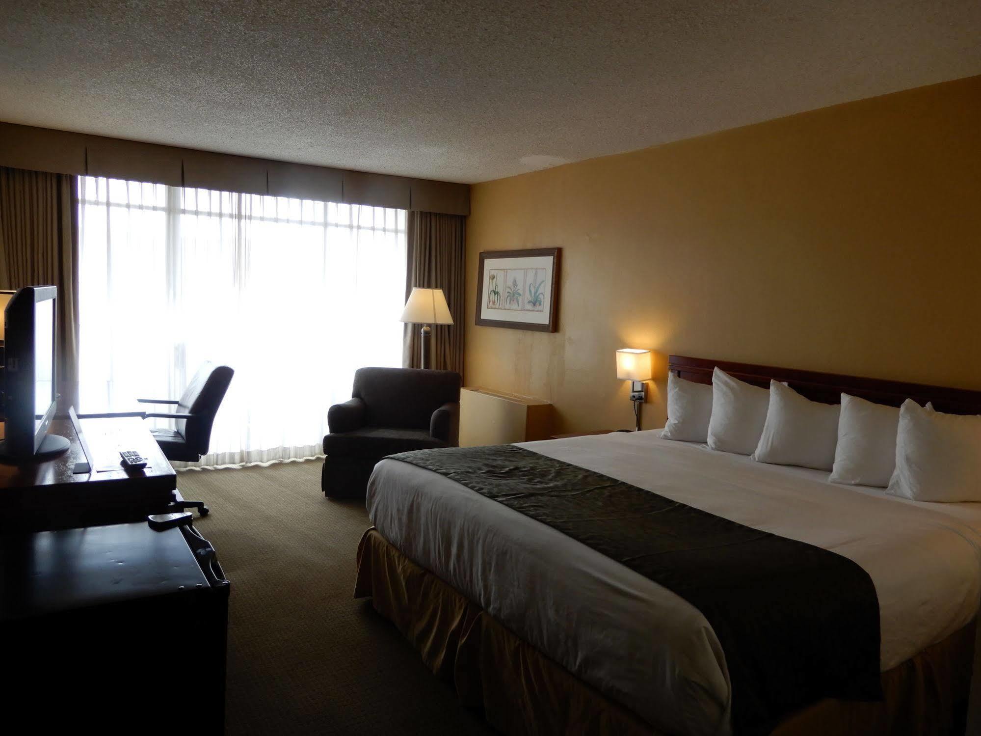 Clarion Hotel Milwaukee Airport Eksteriør billede