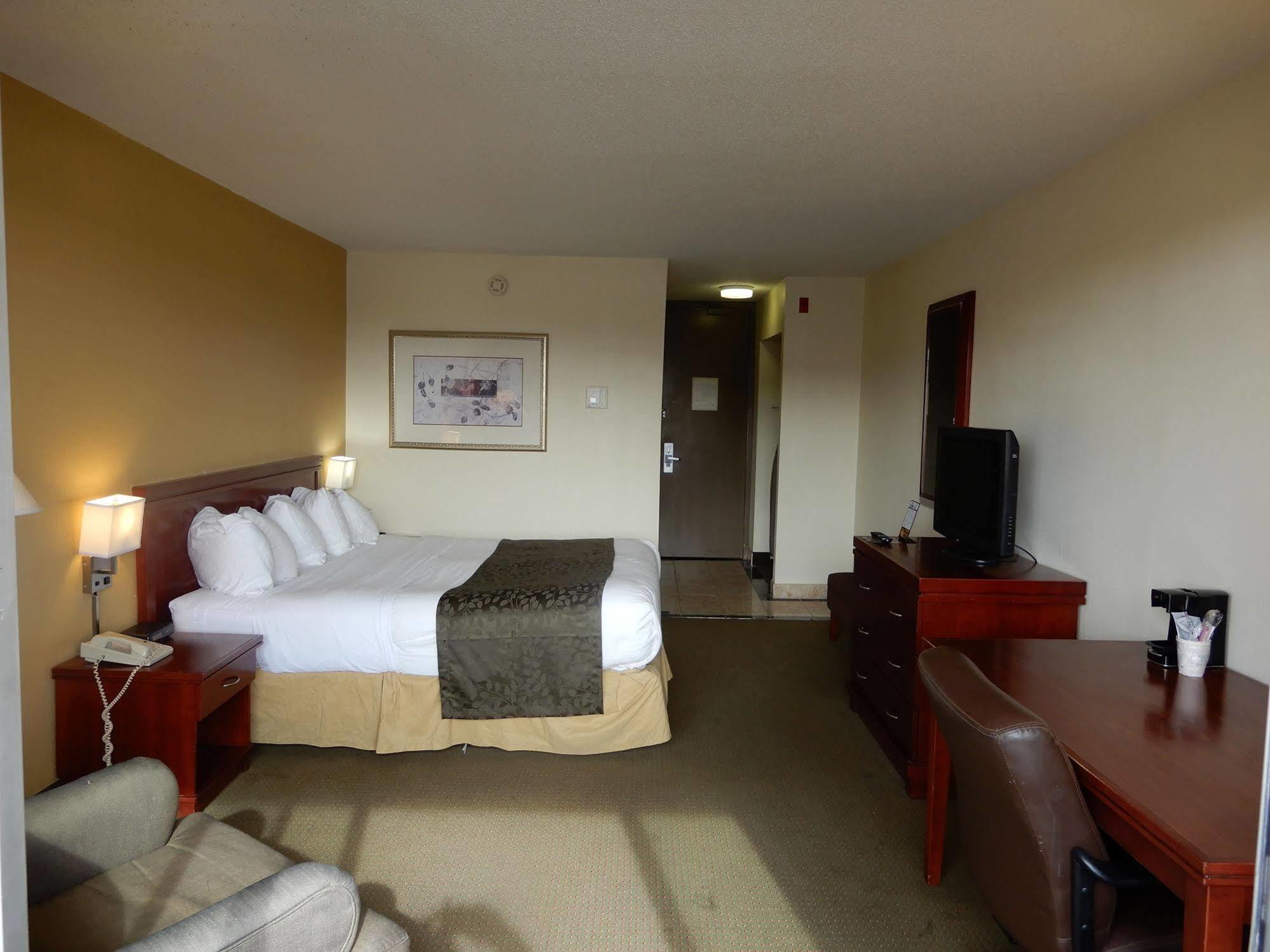 Clarion Hotel Milwaukee Airport Eksteriør billede
